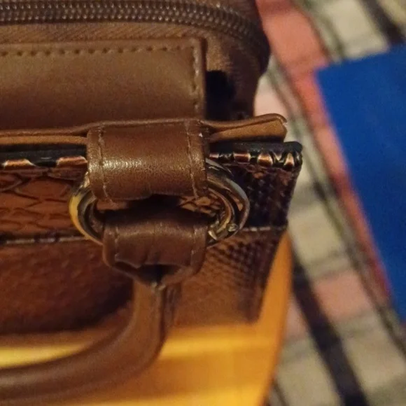 Miche Classic Base Handbag & Jen Classic Metallic Copper Reptile Print Shell Set - Picture 6 of 16